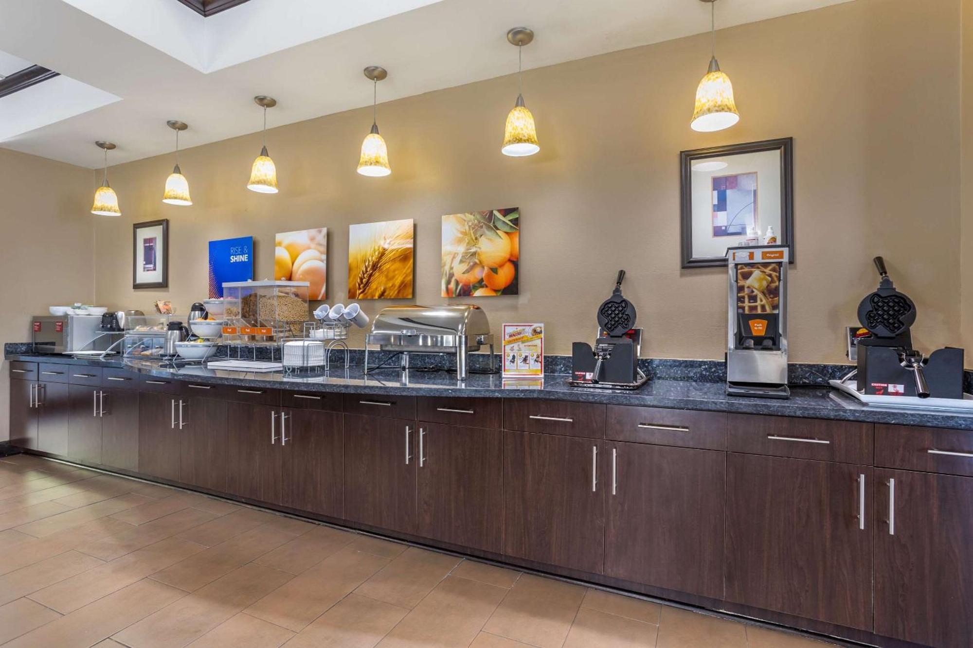 Comfort Suites Old Town Spring Ngoại thất bức ảnh