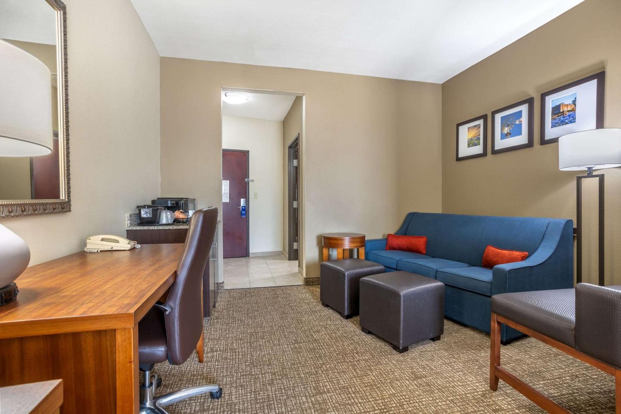 Comfort Suites Old Town Spring Ngoại thất bức ảnh