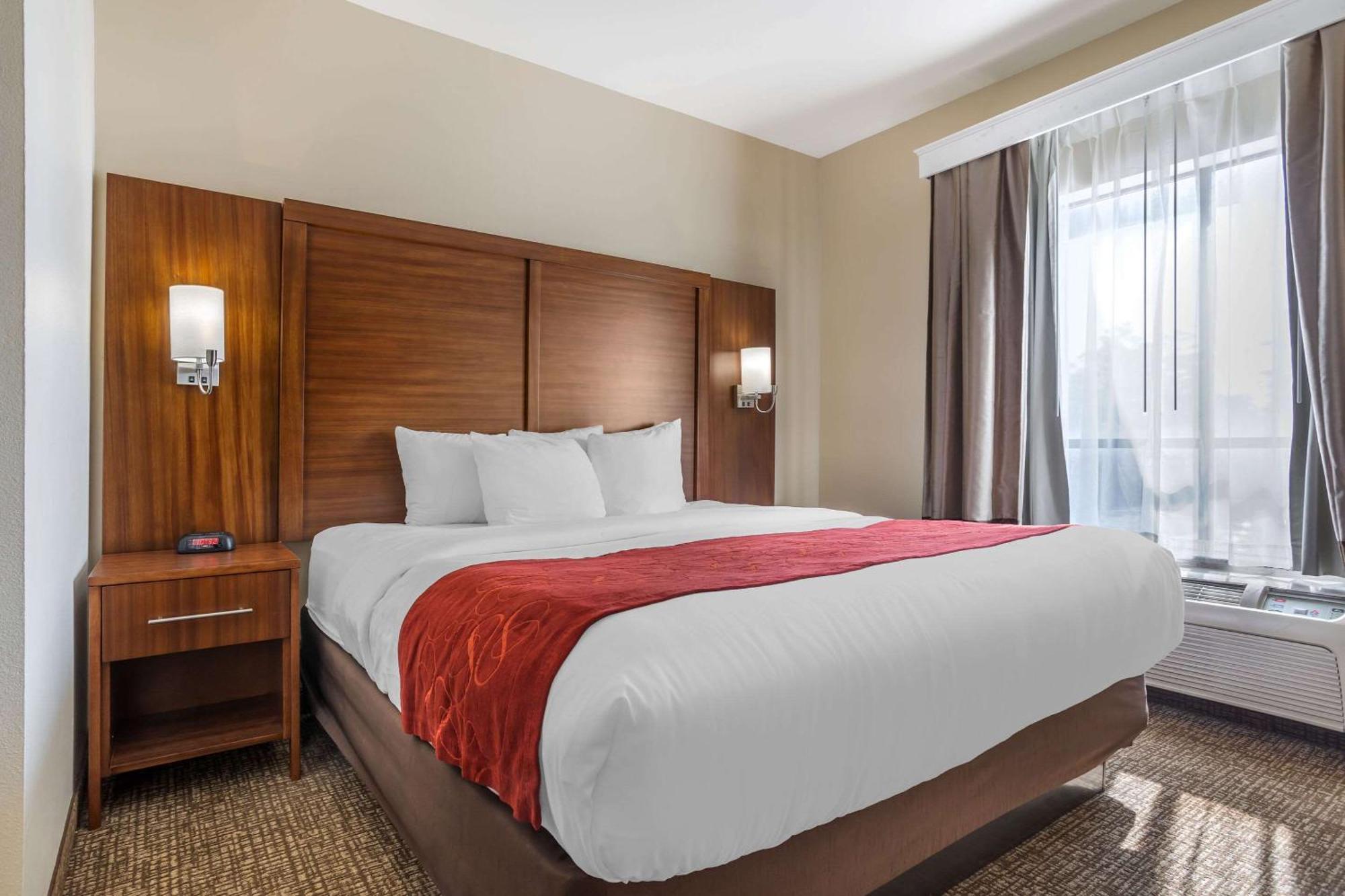 Comfort Suites Old Town Spring Ngoại thất bức ảnh